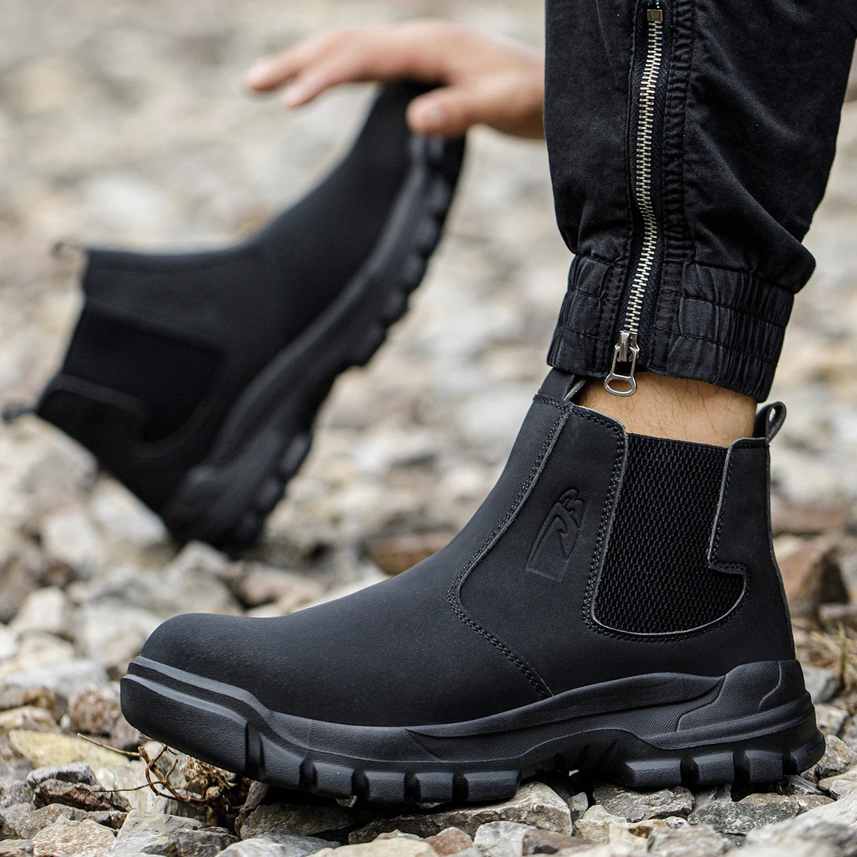 Waterproof Men's Safety Work Boots Steel Toe Shoes Anti Impact And Anti-Puncture Protective Boots Indestructible Roofing Shoes